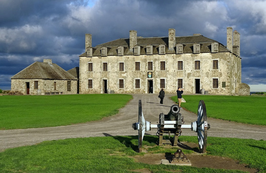 Fort Niagara stone barracks