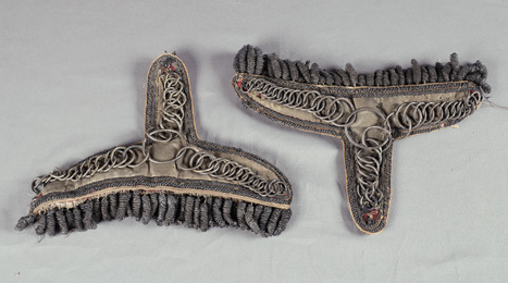 Captain Carman's shoulder epaulettes