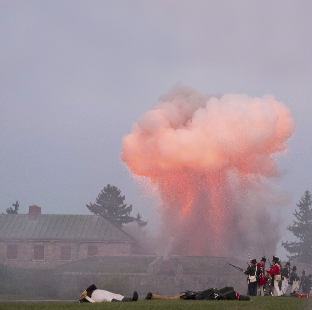 Assault on Fort Erie re-enactors