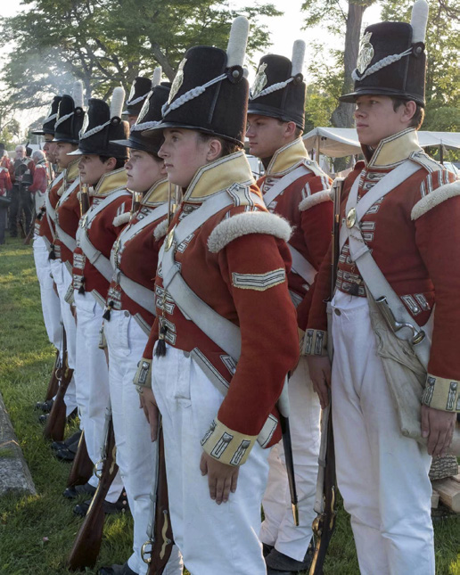 Fort Erie fortifications with crowds