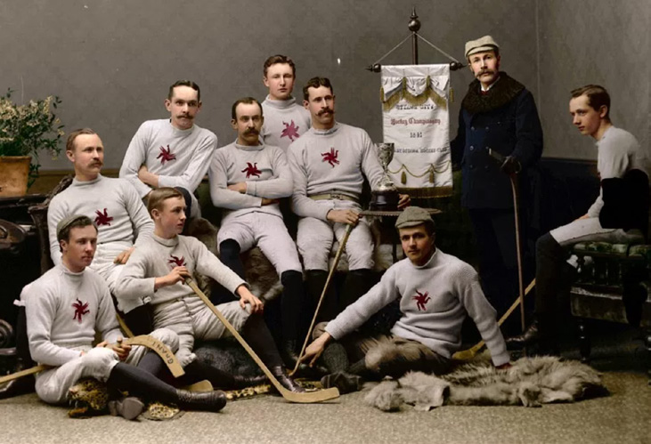 Ottawa Hockey Club team photo with Cosby Cup